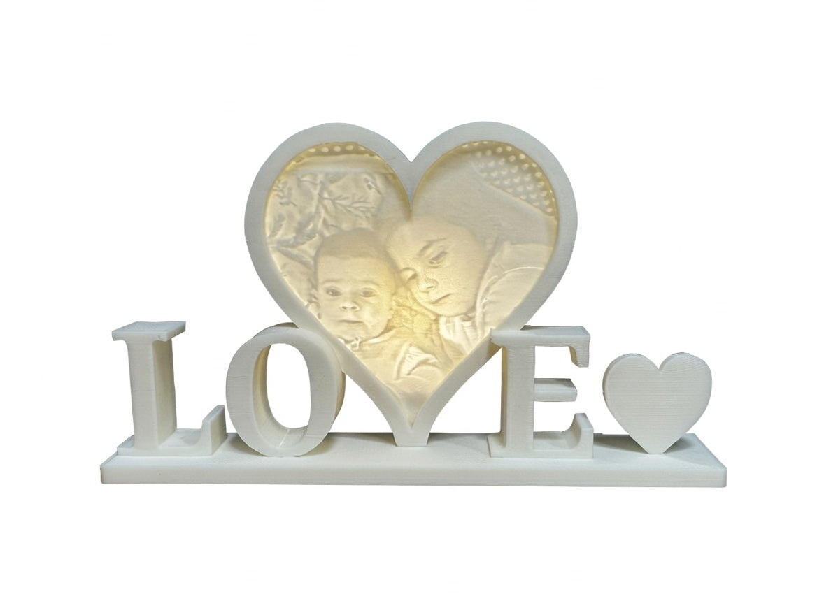 Napis Love u z litofansko sliko