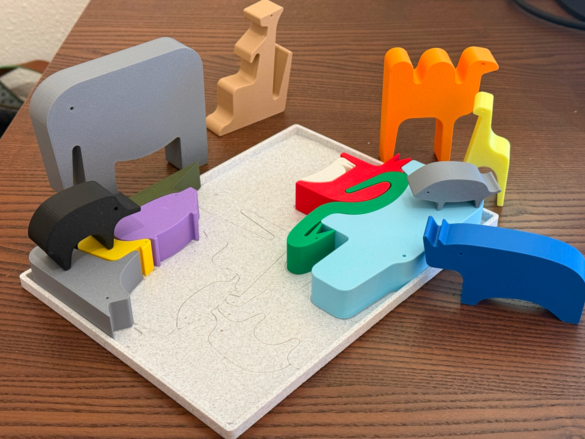 Montessori živalska sestavljanka